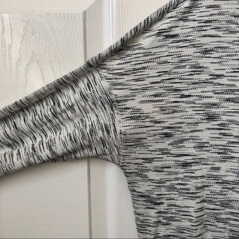 Lululemon Get Set Long Sleeve - Open Back - Picture 5 of 6